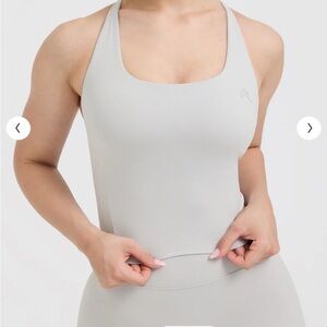 Top Timeless Square Neck Mid Vest